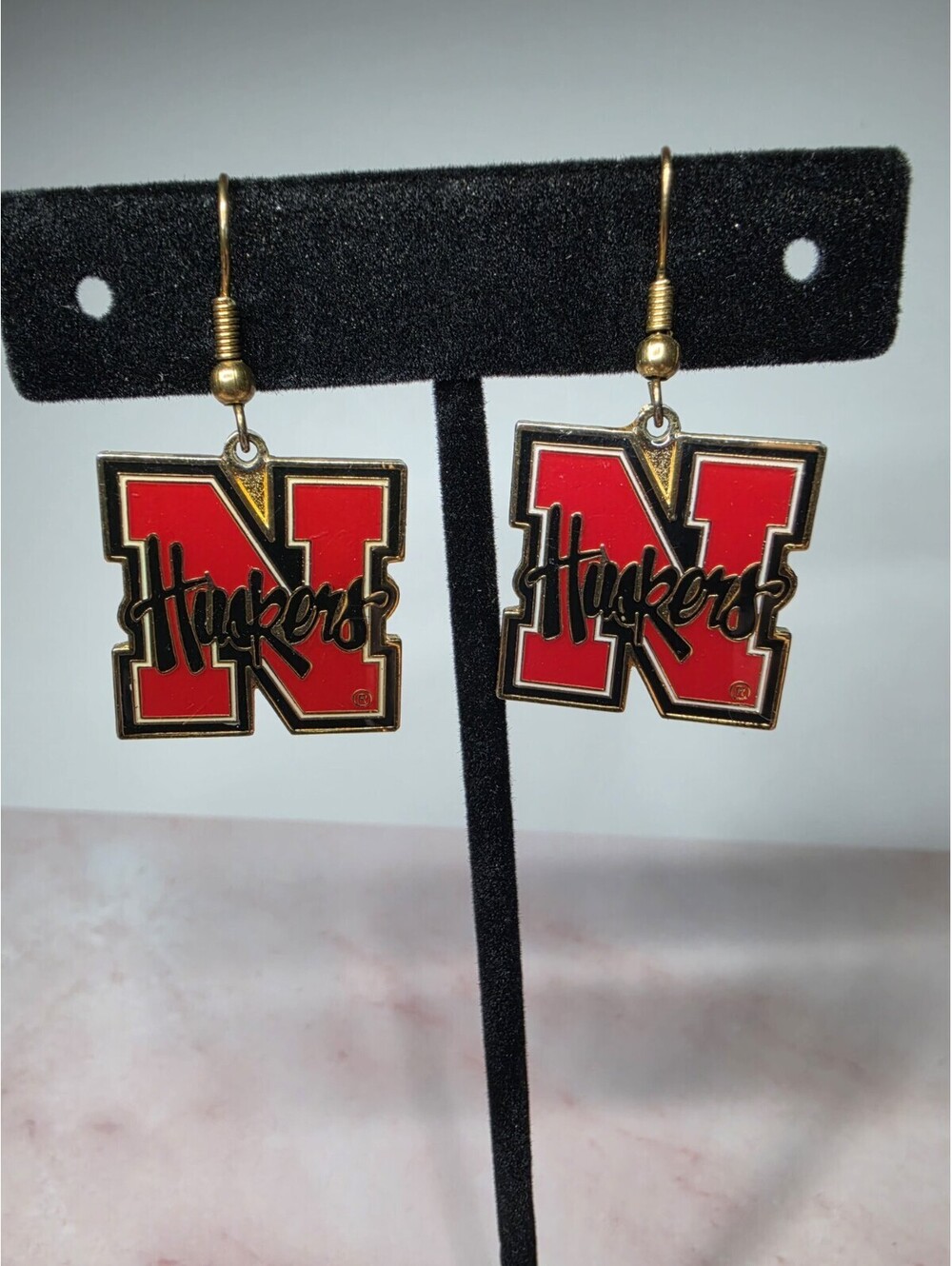 Nebraska Cornhuskers Dangle Earrings NCAA Gold Tone Huskers Logo Fan Gear